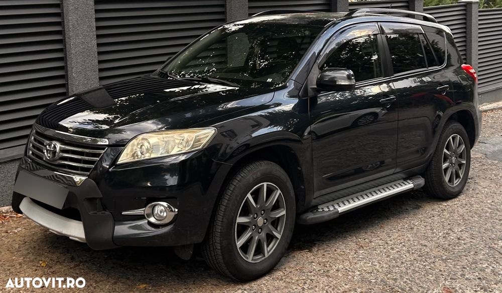 Toyota RAV4 2.2 D-4D Executive - 1