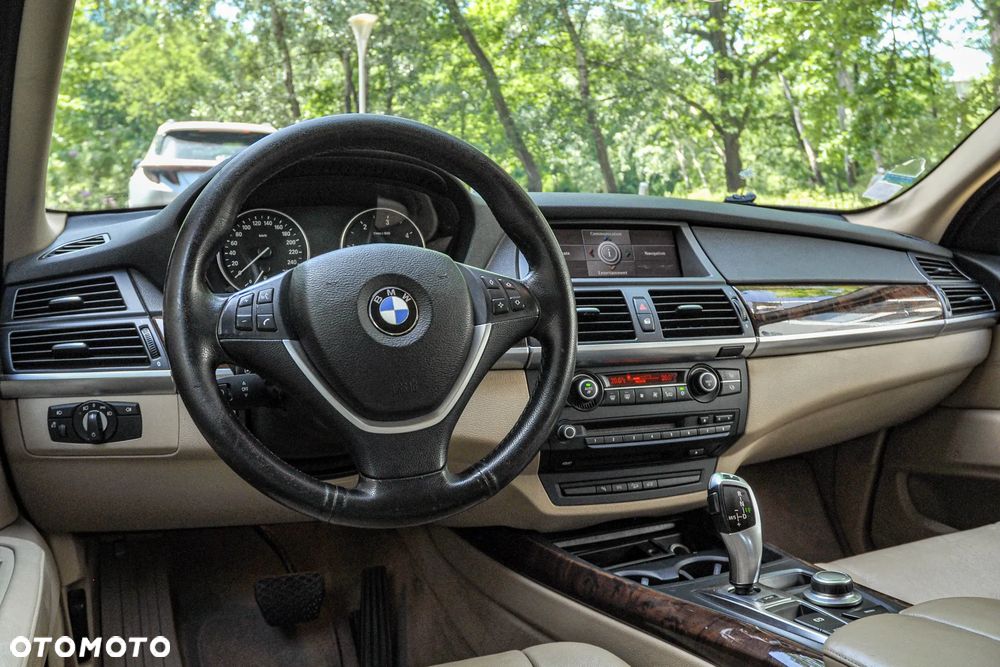 BMW X5 xDrive35d - 9