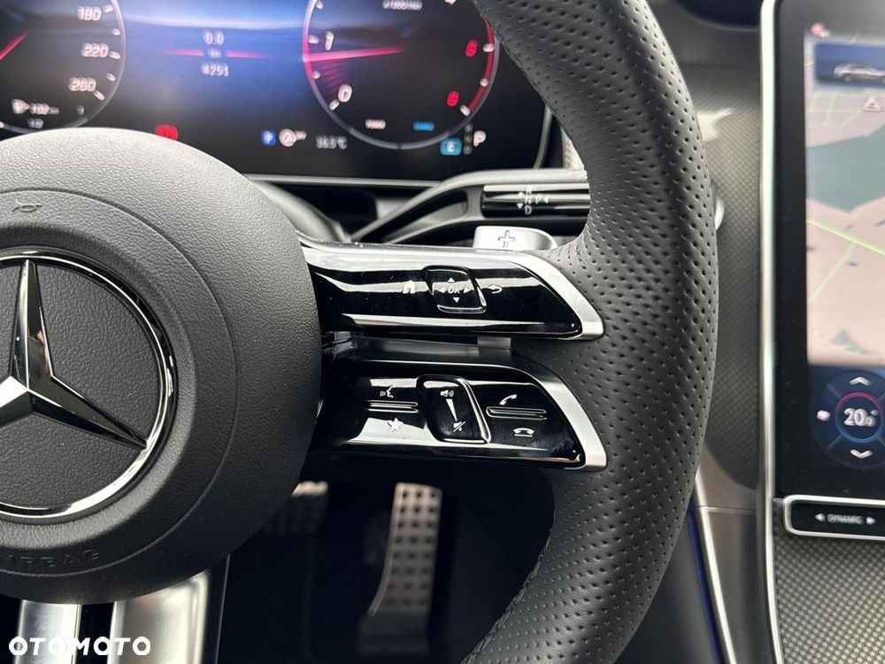 Mercedes-Benz GLC - 23