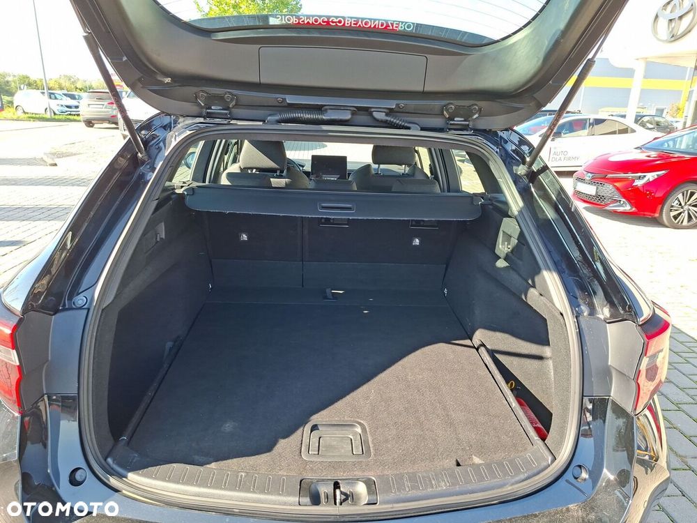 Toyota Corolla 1.8 Hybrid Comfort - 13