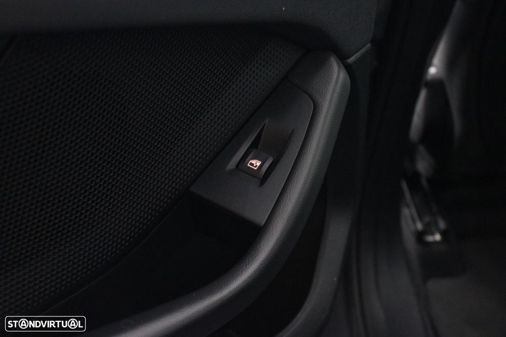 BMW 116 d Corporate Edition Auto - 31