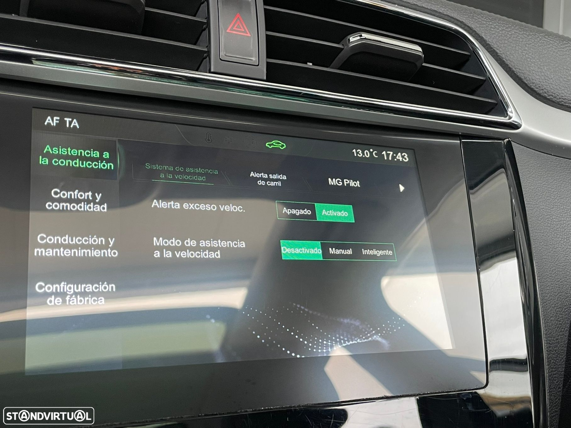 MG ZS EV 44.5 kWh Luxury - 21