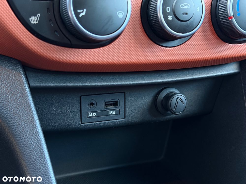 Hyundai i10 1.2 Premium - 17