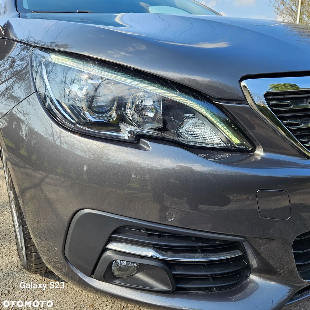 Peugeot 308 BlueHDi 130 EAT8 Allure - 35