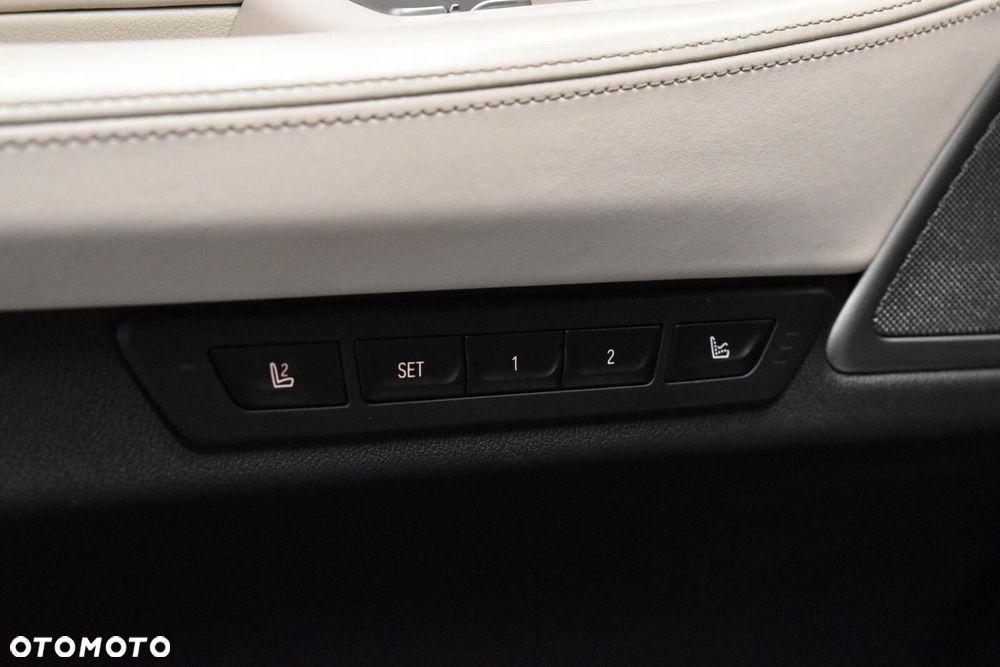 BMW Seria 7 - 9