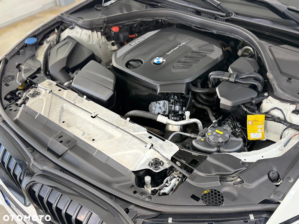 BMW Seria 3 318d Sport Line Shadow - 10