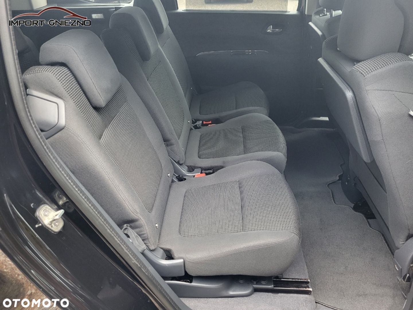 Peugeot 5008 - 10