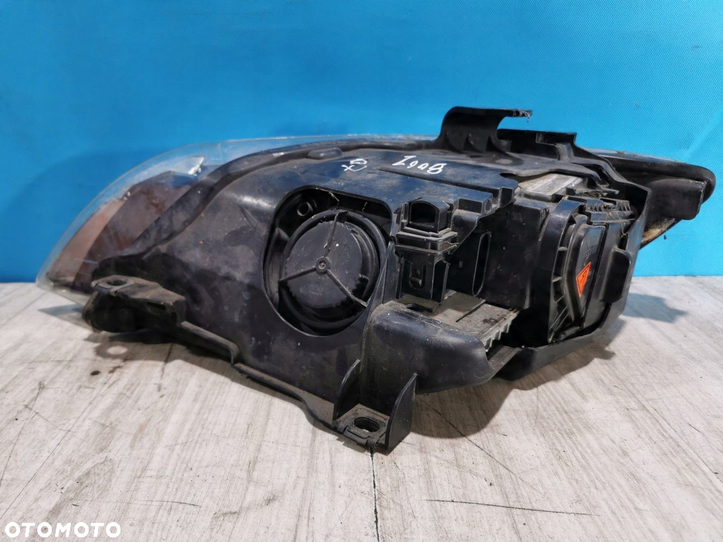 Audi Q7 I 4L 2005/2010 lampa reflektor prawa przód Bi-xenon Anglik - 3