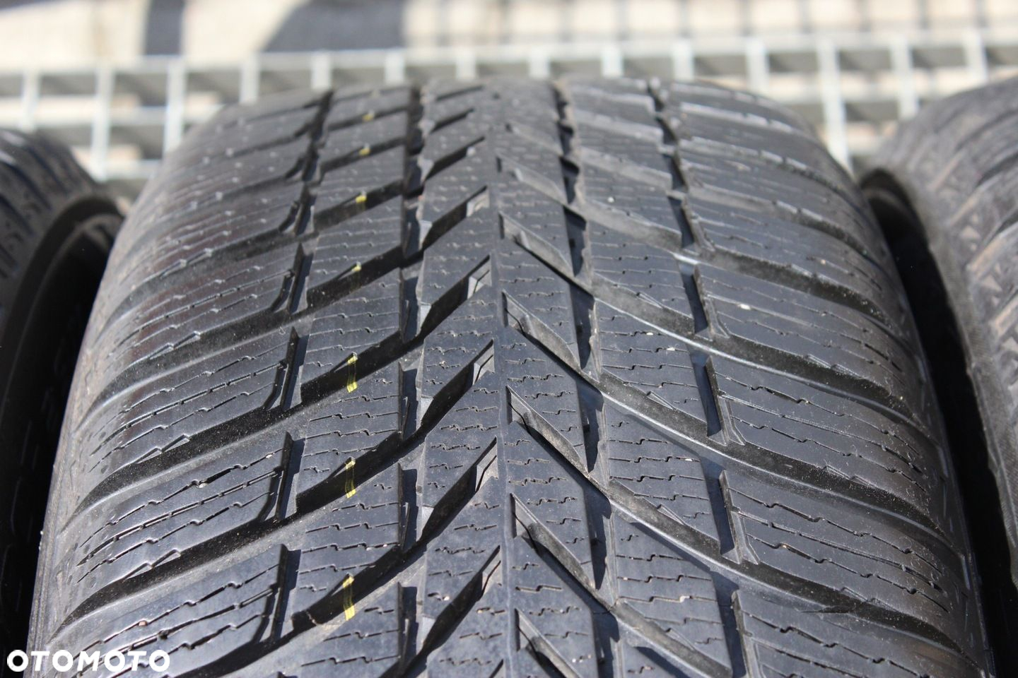 4x 225/60R17 NOKIAN SNOWPROOF 2 SUV 103V XL 23r 7,5mm - 4