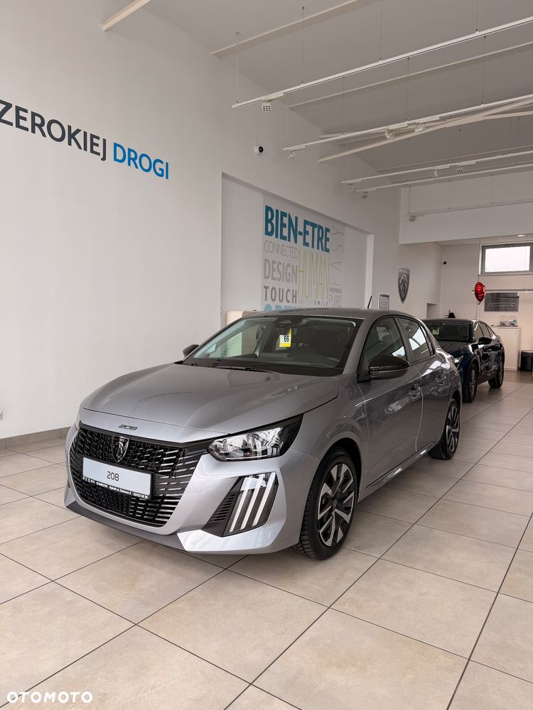 Peugeot 208 - 1