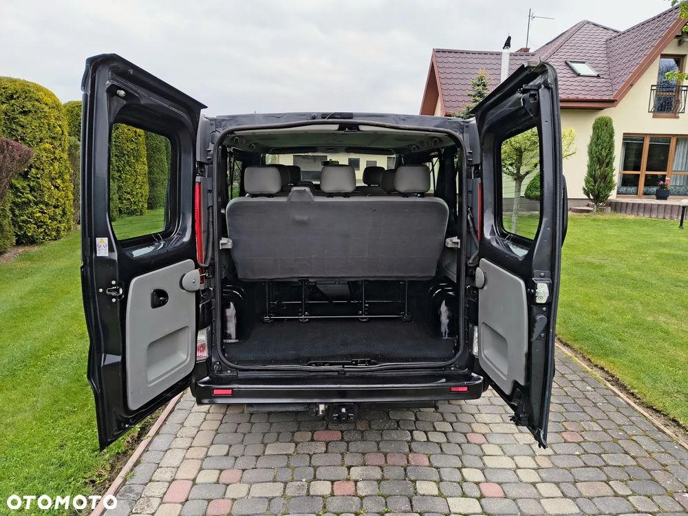 Renault Trafic L1H1 Passenger Lux - 15