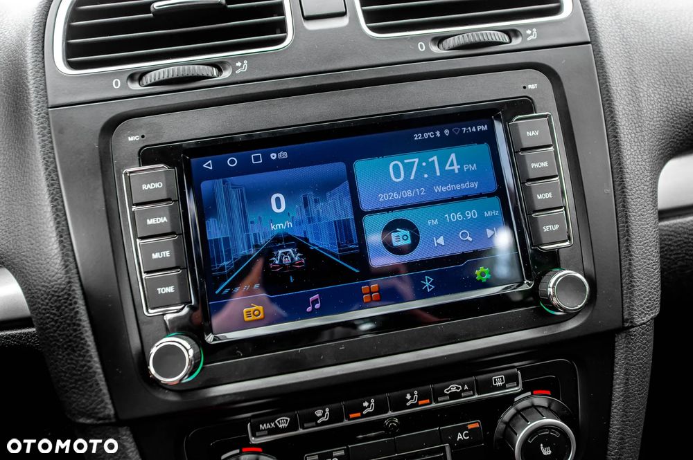 Volkswagen Golf 1.6 Highline - 32