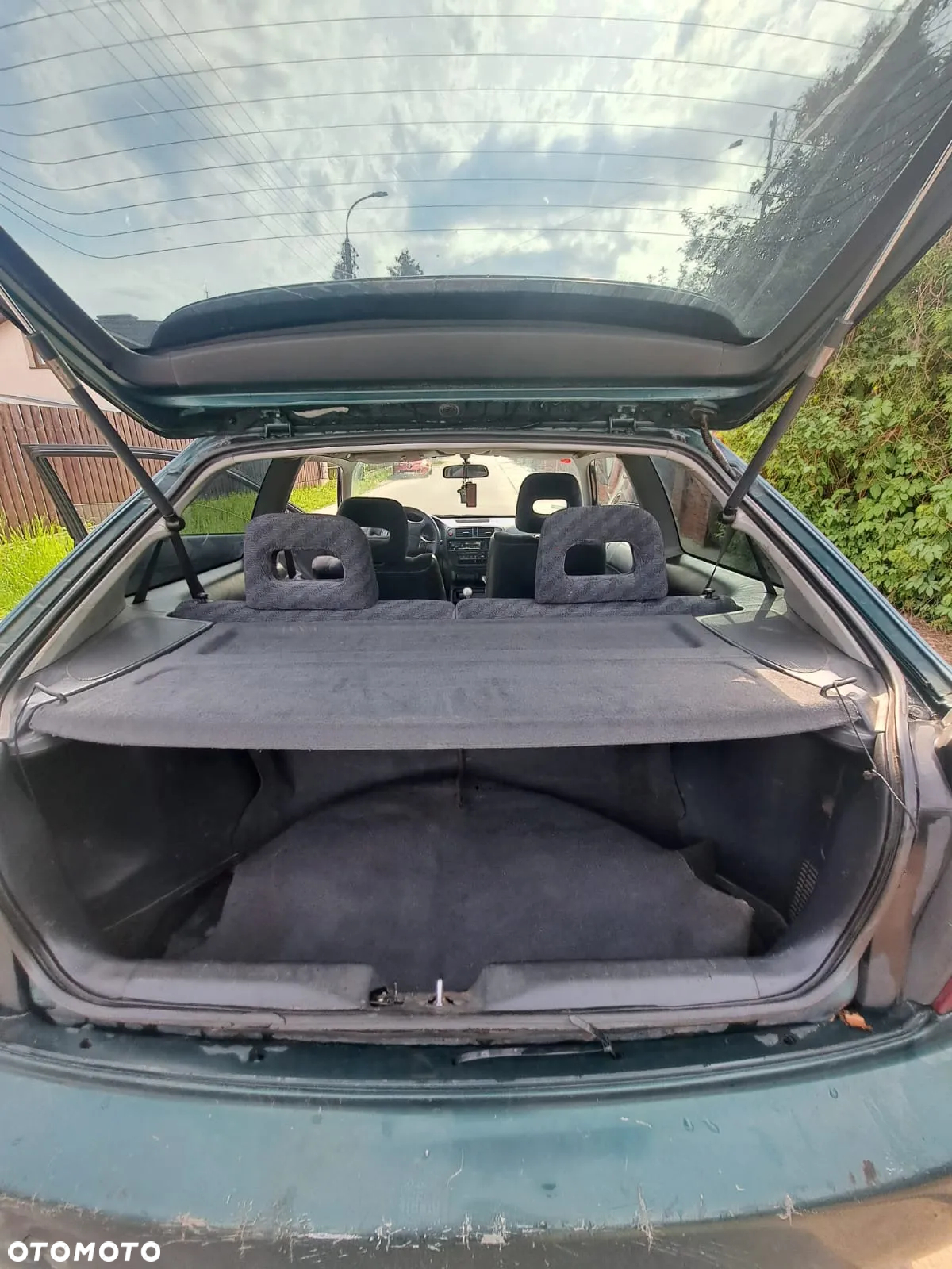 Honda Civic 1.4i - 12