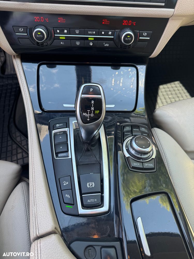 BMW Seria 5 530d xDrive - 10