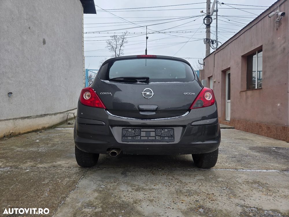 Opel Corsa 1.4 16V Color Edition - 4