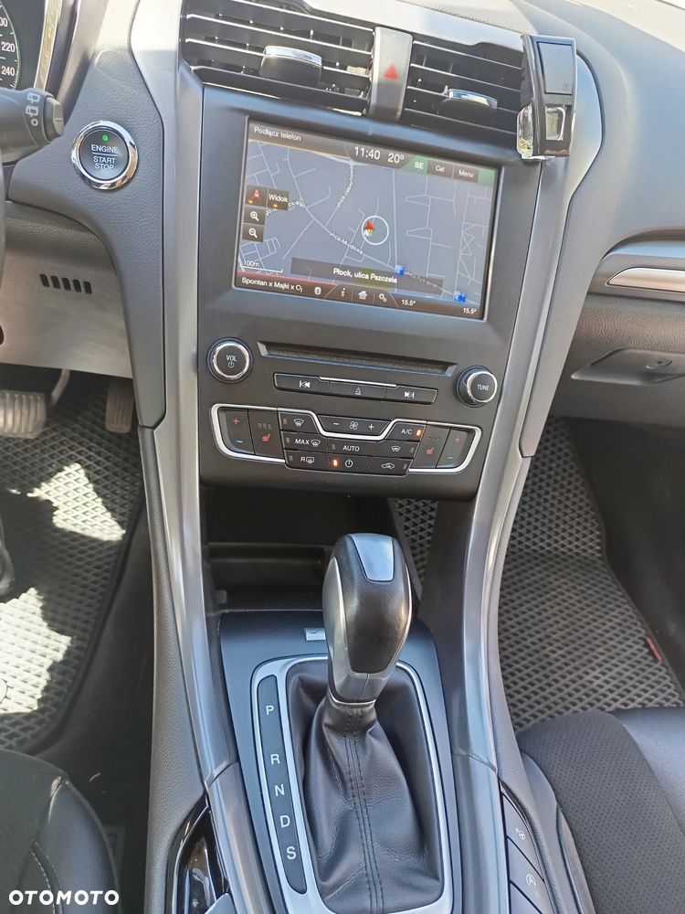Ford Mondeo 2.0 TDCi Titanium PowerShift - 11