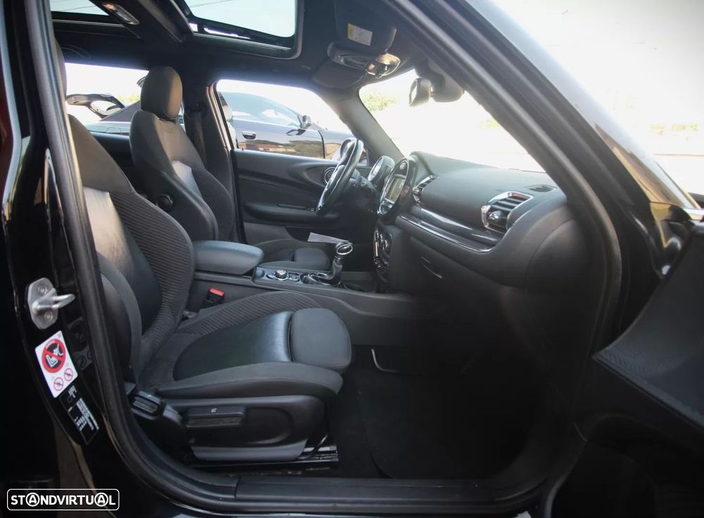 MINI Clubman Cooper Aut. Essential - 27