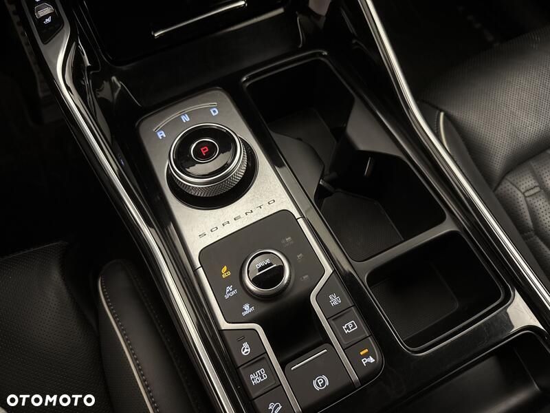 Kia Sorento - 16