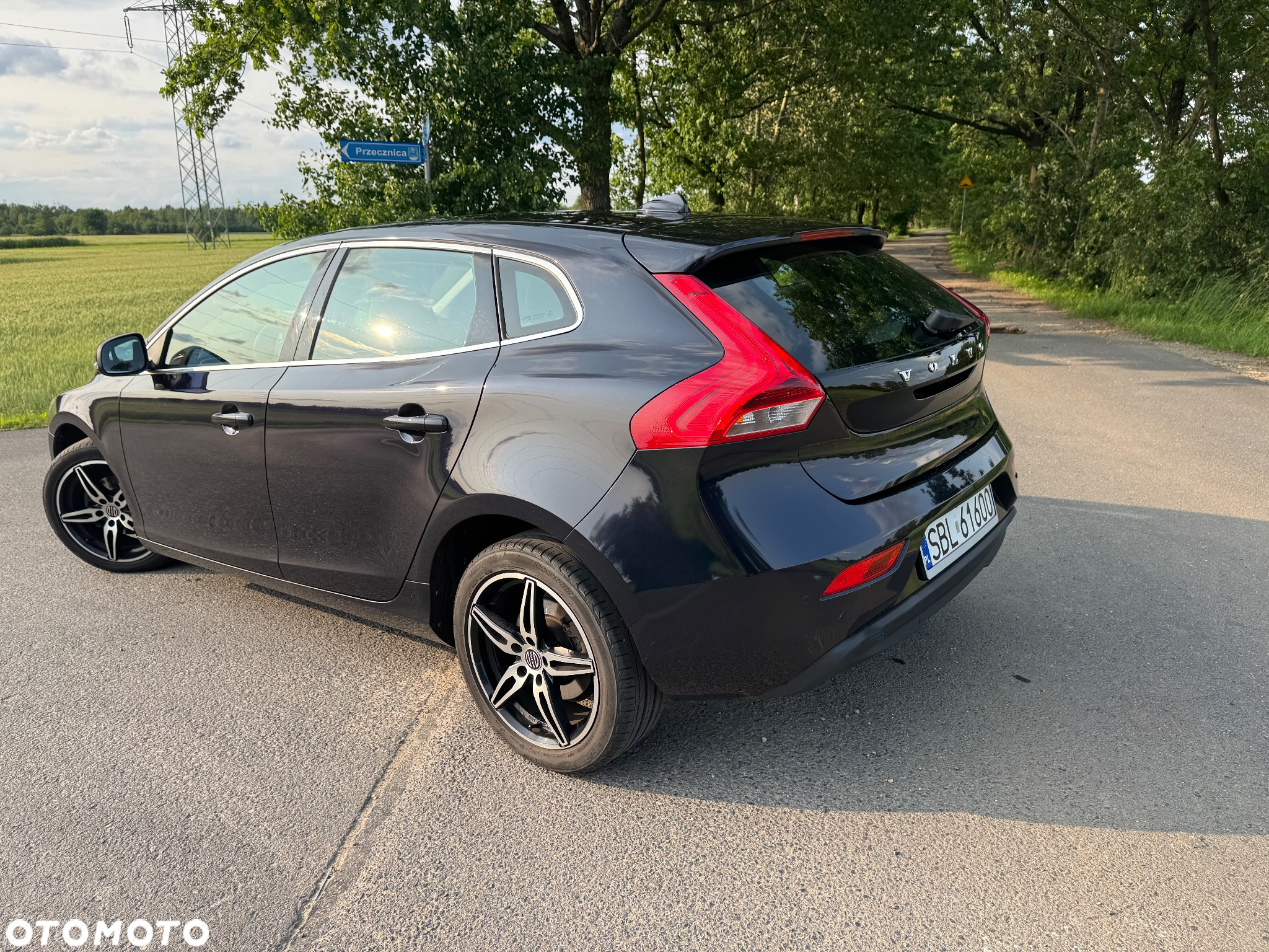 Volvo V40 D2 - 4