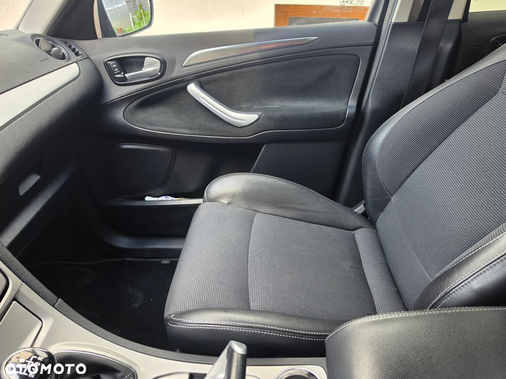 Ford S-Max 2007 photo 3