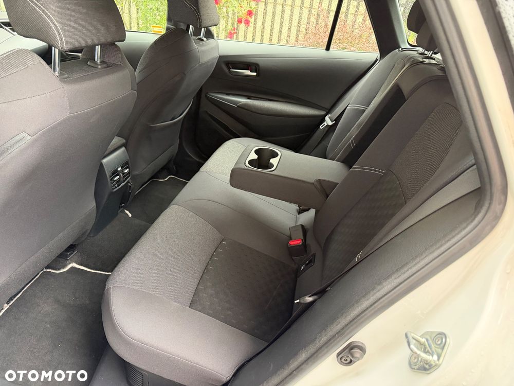 Toyota Corolla - 14