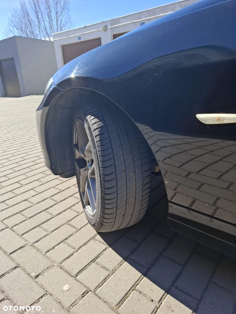 BMW Seria 3 318d DPF Edition Lifestyle - 22