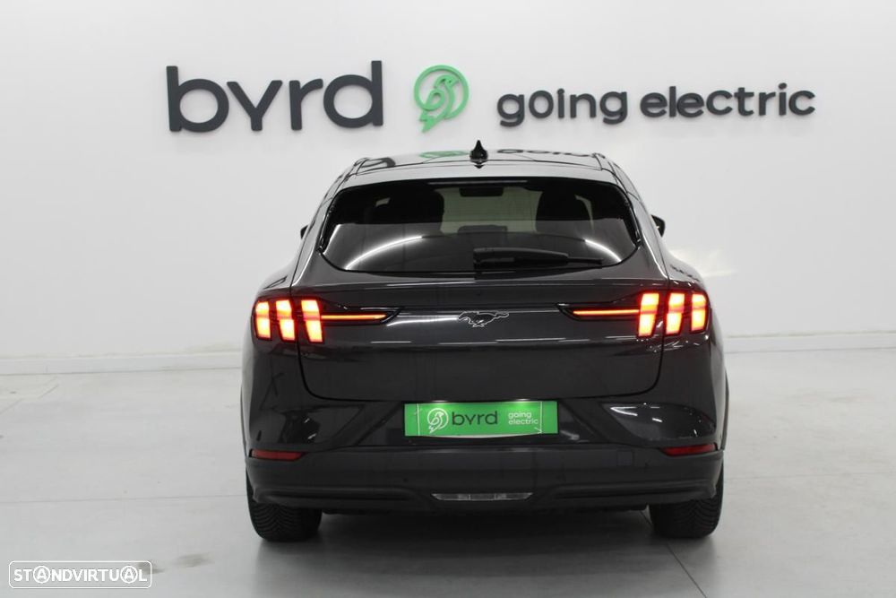 Ford Mustang Mach-E Alargada - 6