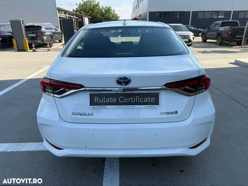 Toyota Corolla - 8