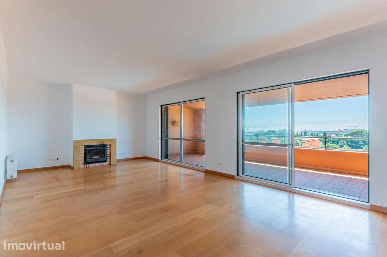 Apartamento T4 com jardim, Monte Estoril, Cascais - Grande imagem: 2/43