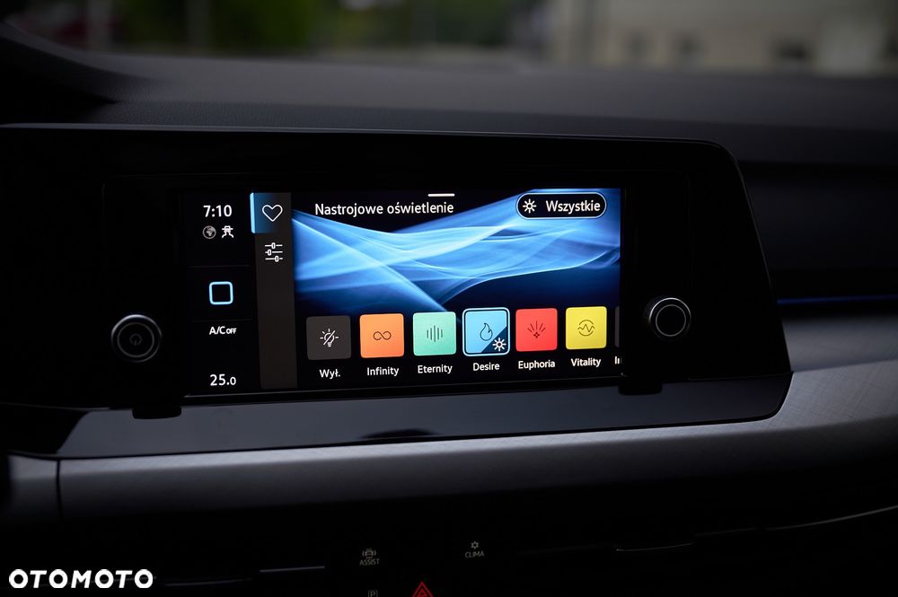 Volkswagen Golf - 29
