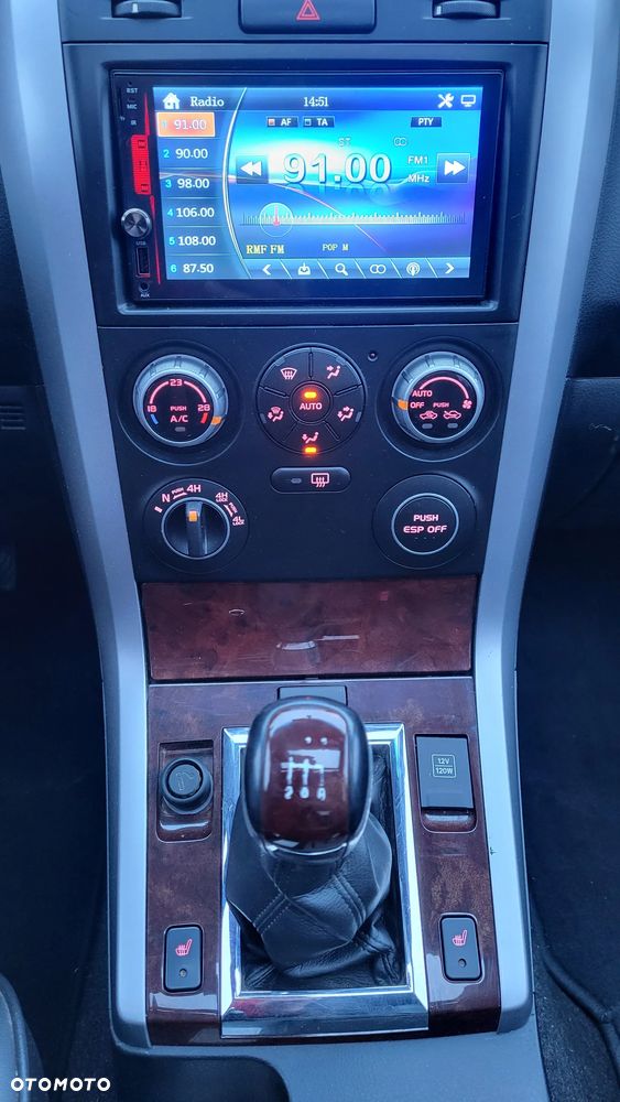 Suzuki Grand Vitara 2.0 Comfort + - 26