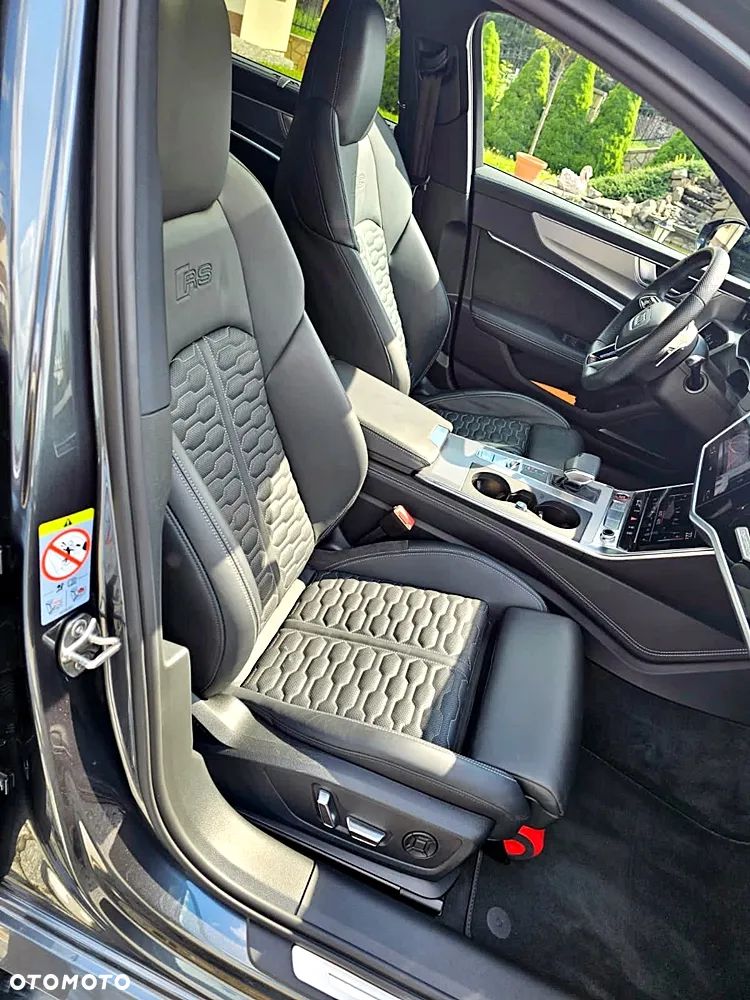 Audi RS6 Avant - 14