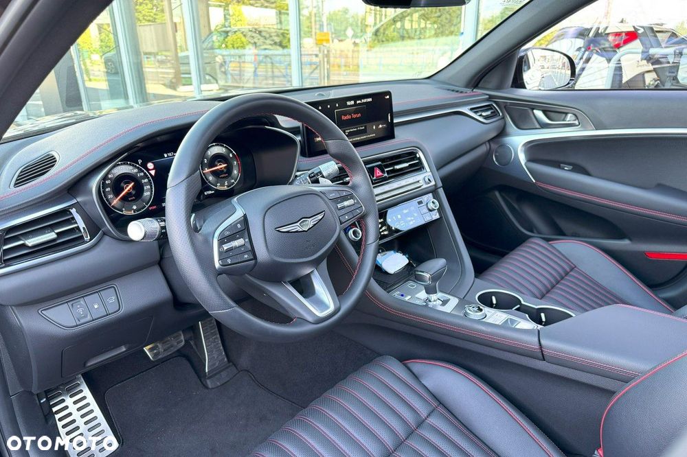 Genesis G70 - 11