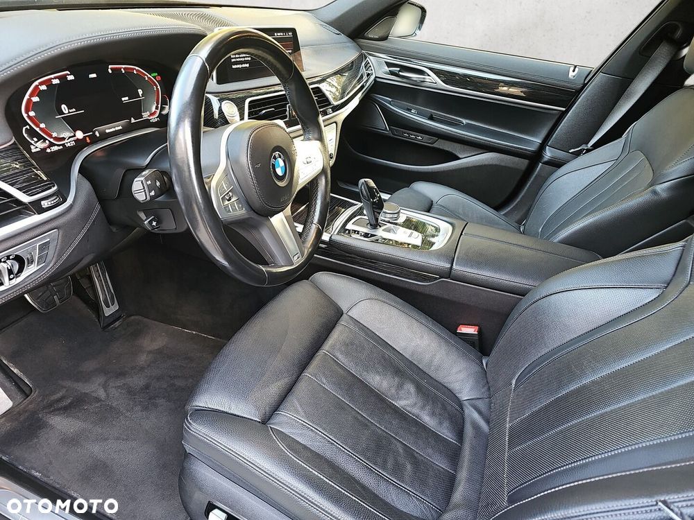 BMW Seria 7 - 10
