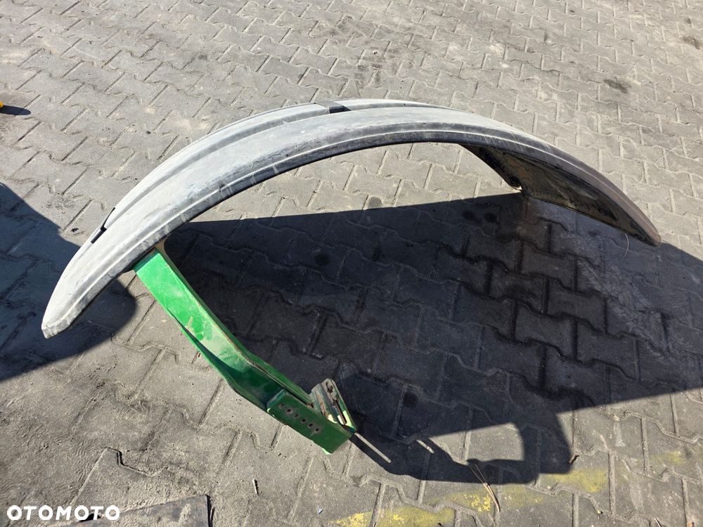 Szerokie błotniki przednie John Deere 7280R - 5
