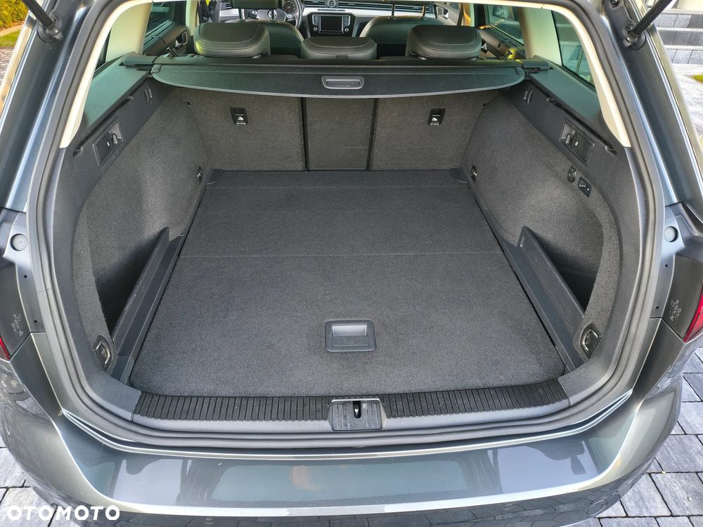 Volkswagen Passat 2.0 TDI BMT Highline DSG - 19