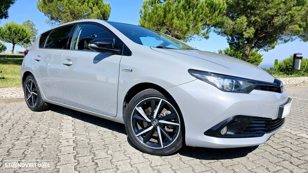 Toyota Auris 1.8 HSD Comfort +P.Techno+P.Sport - 14
