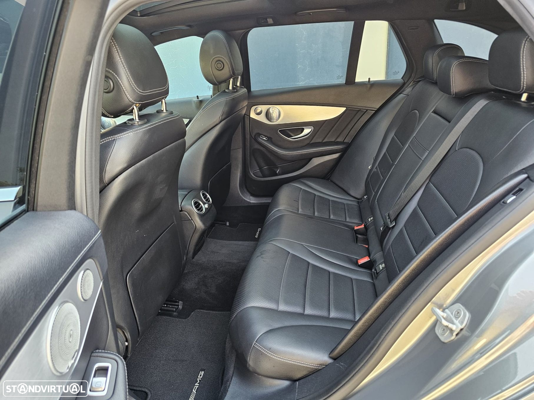 Mercedes-Benz C 300 BlueTEC Hybrid AMG Line - 12
