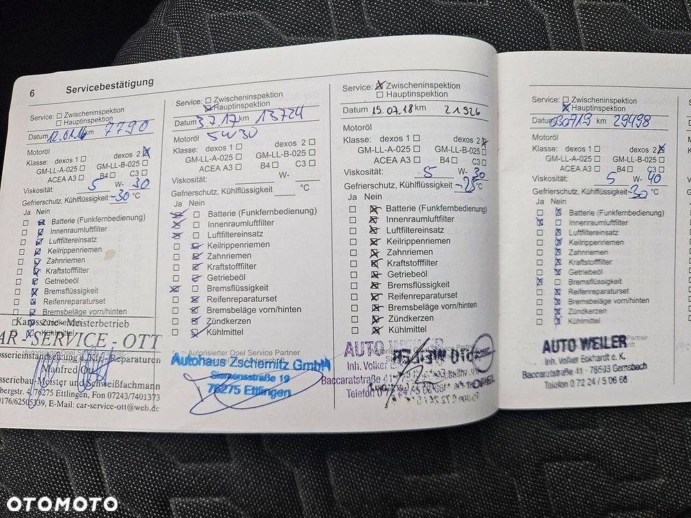 Opel Corsa 1.4 16V Active - 36