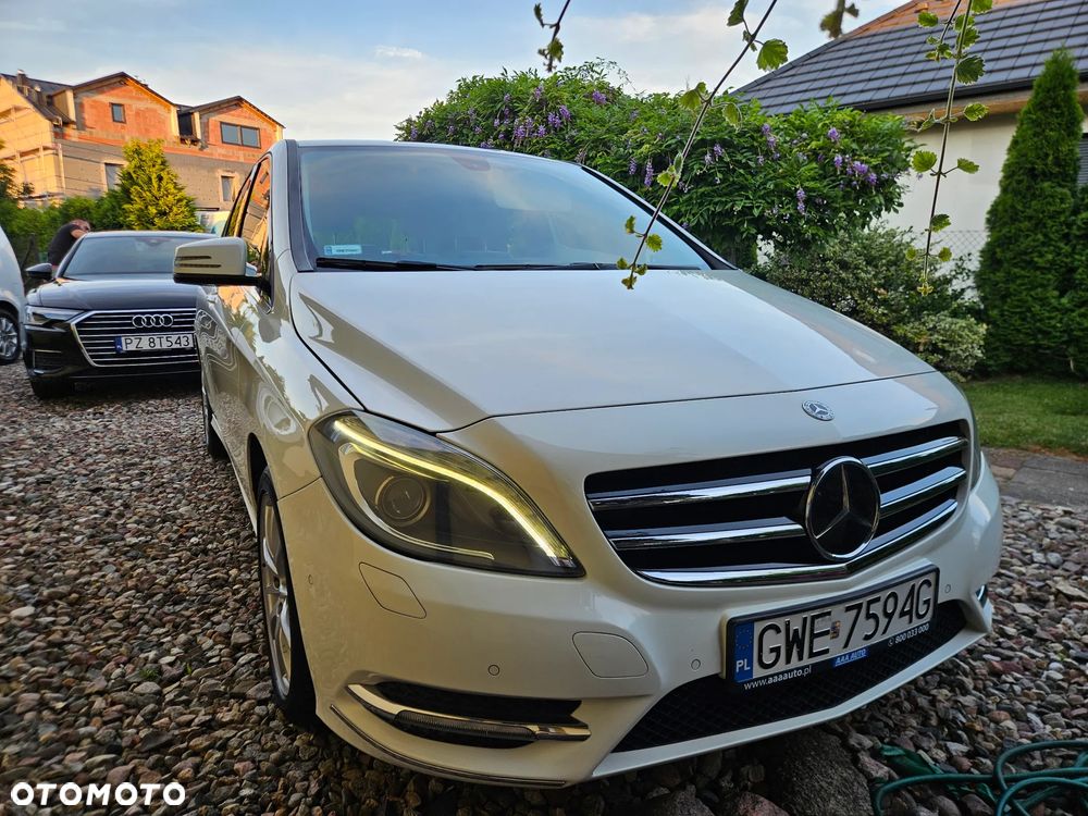 Mercedes-Benz Klasa B 180 - 1