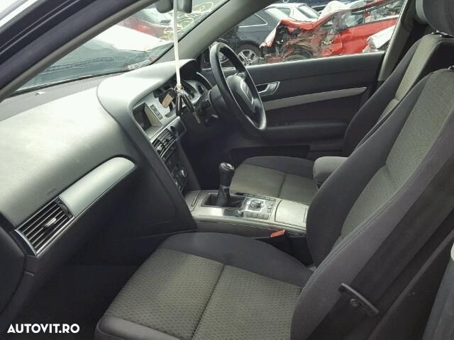 Dezmembrez Audi A6 4F 2.0TDI - 1