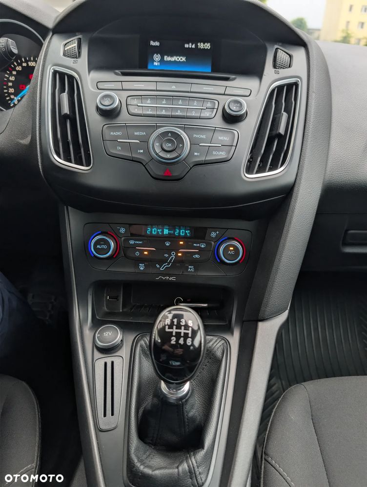 Ford Focus - 10