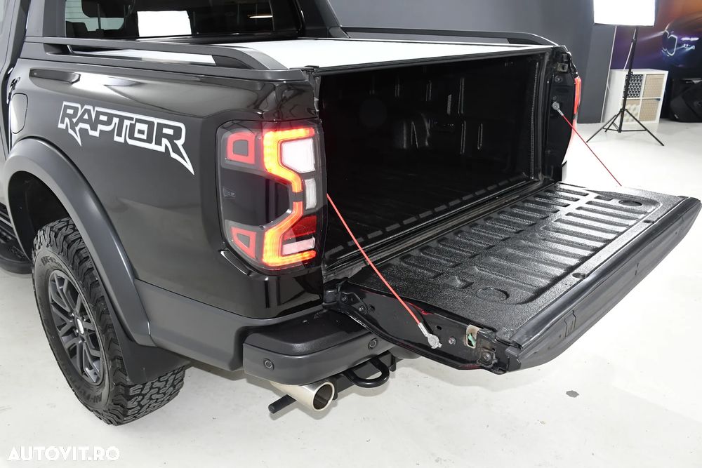Ford Raptor - 30