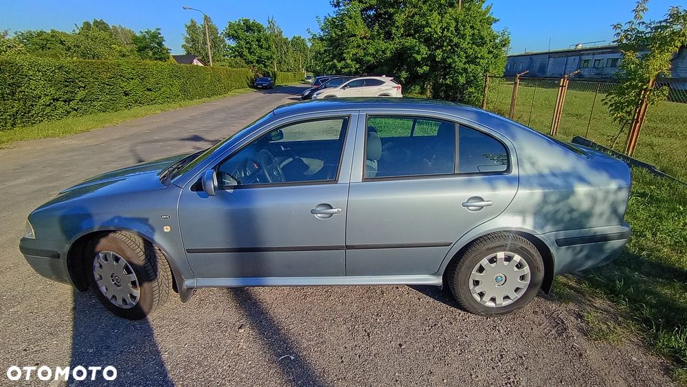 Skoda Octavia 1.9 TDI Ambiente - 4