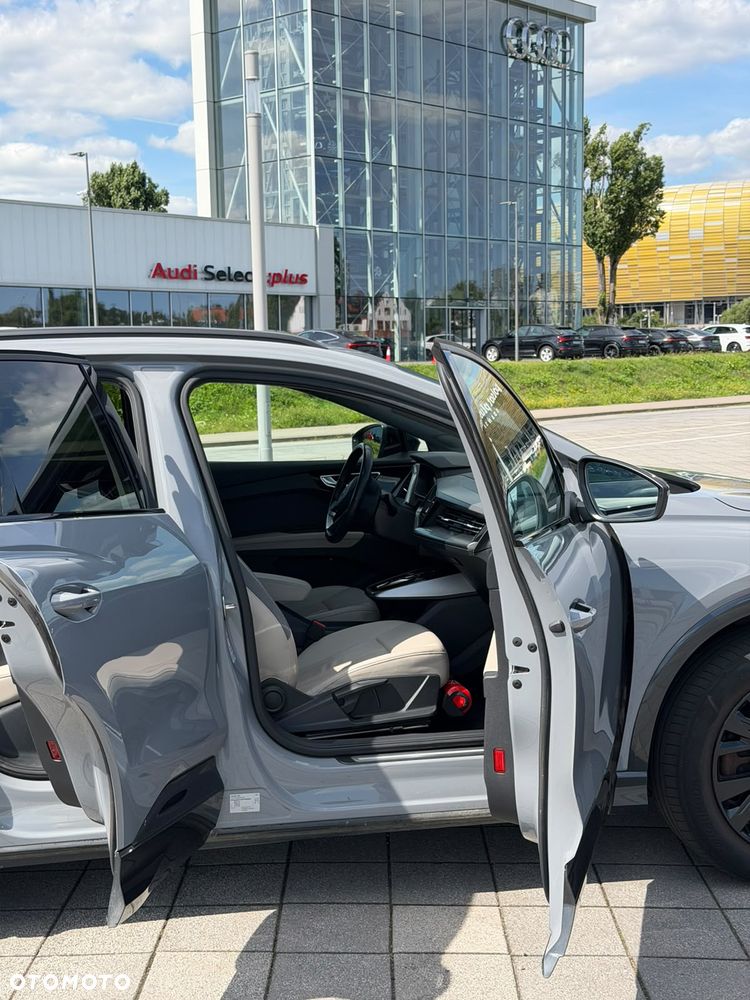 Audi Q4 e-tron - 24