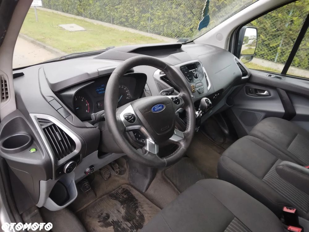 Ford Transit Custom - 8