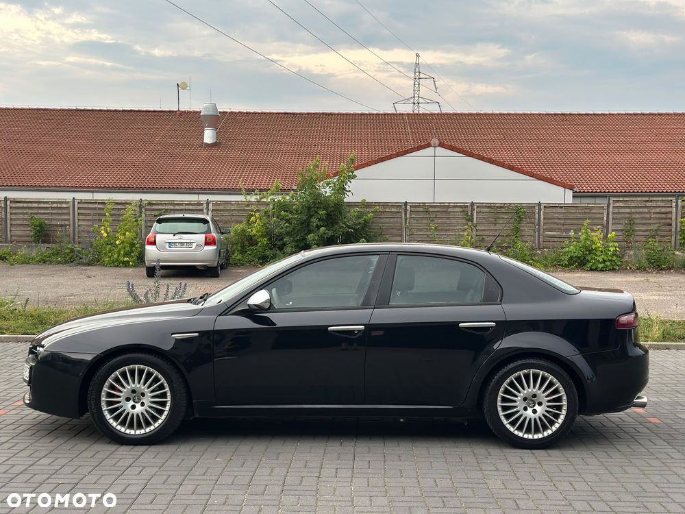 Alfa Romeo 159 - 2