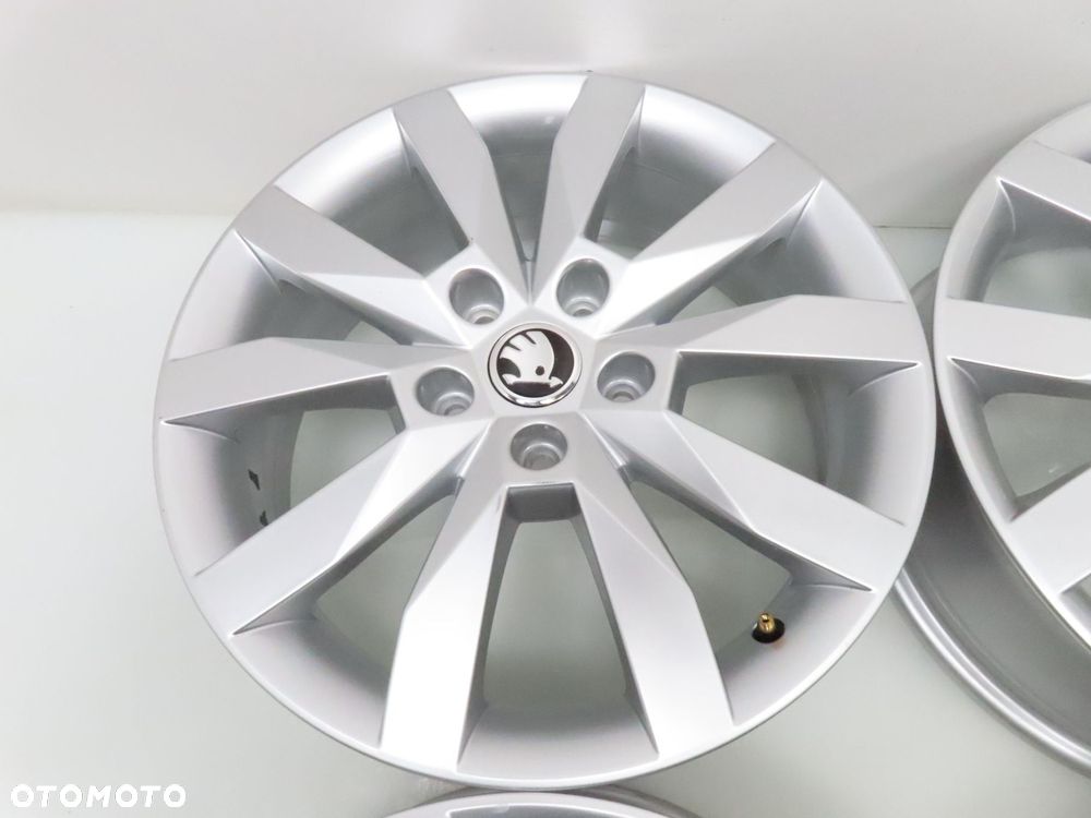 Alufelgi 17'' Skoda Octavia Superb 5x112 6J ET48 5E0601025N - 9