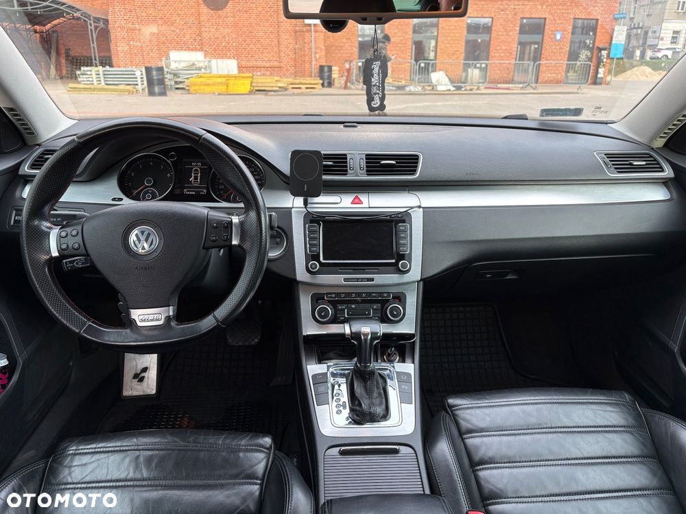 Volkswagen Passat - 27
