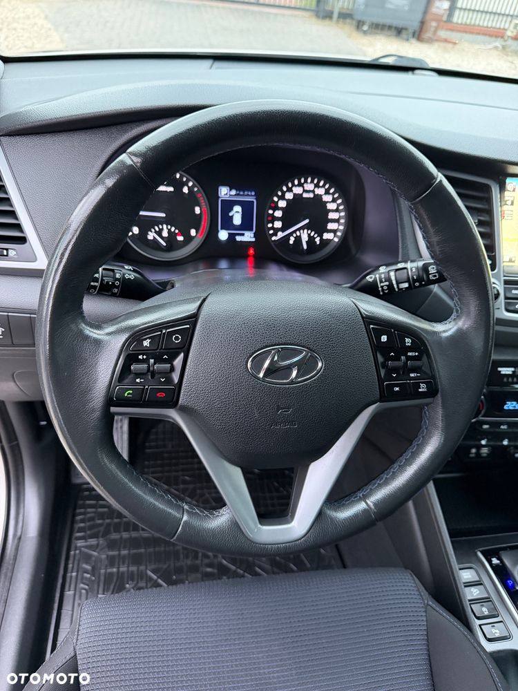 Hyundai Tucson 1.7 CRDI BlueDrive Style 2WD DCT - 11